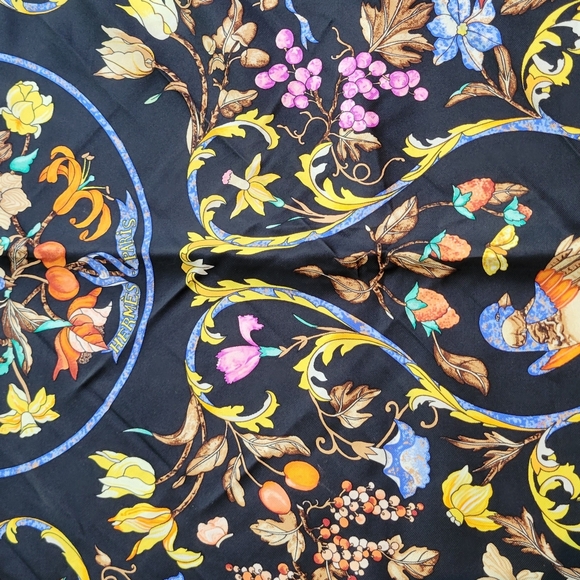 HERMES SILK SCARF PIERRES d' ORIENT et OCCIDENT - Picture 4 of 8